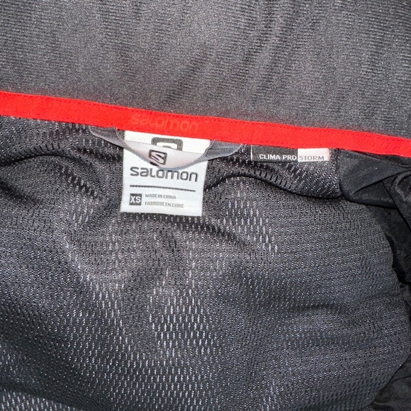 Like NEW Salomon Clima Pro Strorm ski jacket, XS, GD1092 - Picture 10 of 10